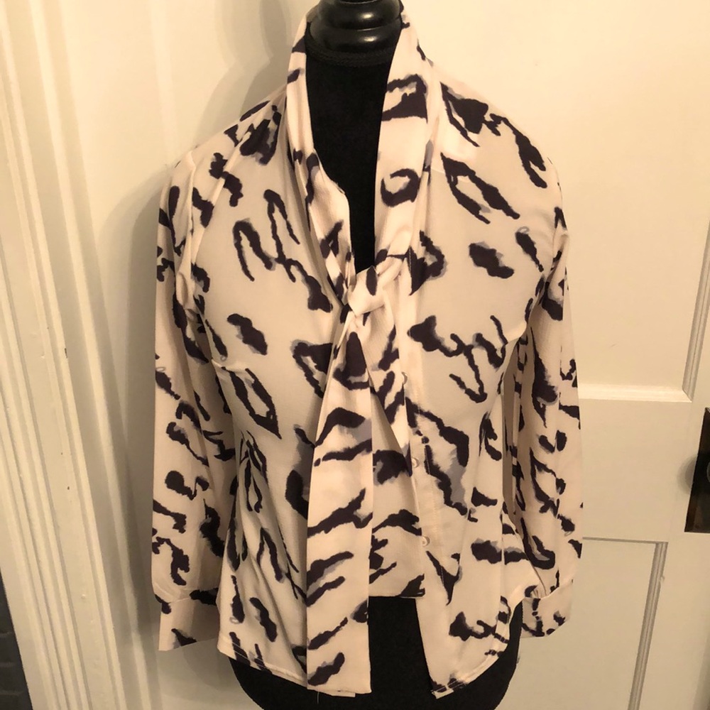 Boohoo, new w tags animal print bow blouse